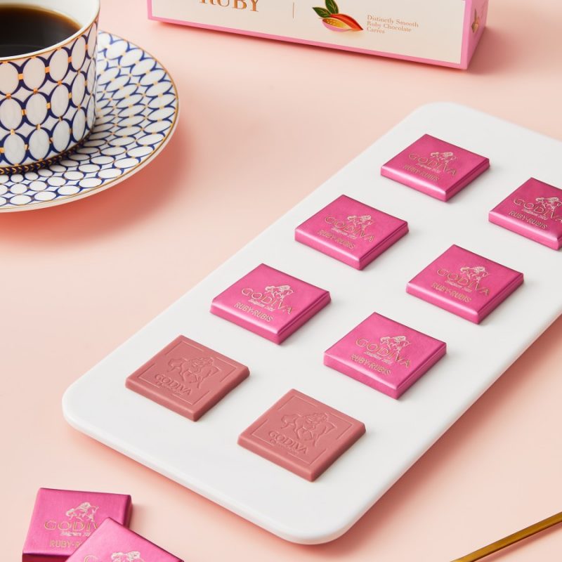 Ruby Chocolate Carré Collection